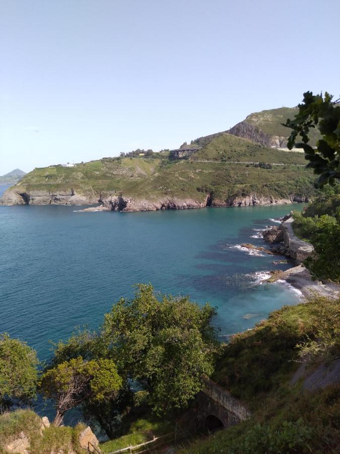 Castro Urdiales Precioso Con Piscina Apartment Luaran gambar